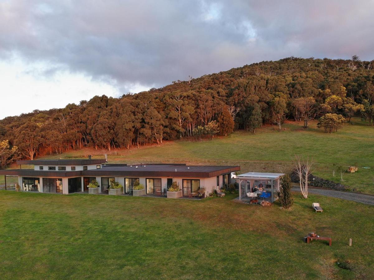 Hanging Rock Views Woodend Εξωτερικό φωτογραφία