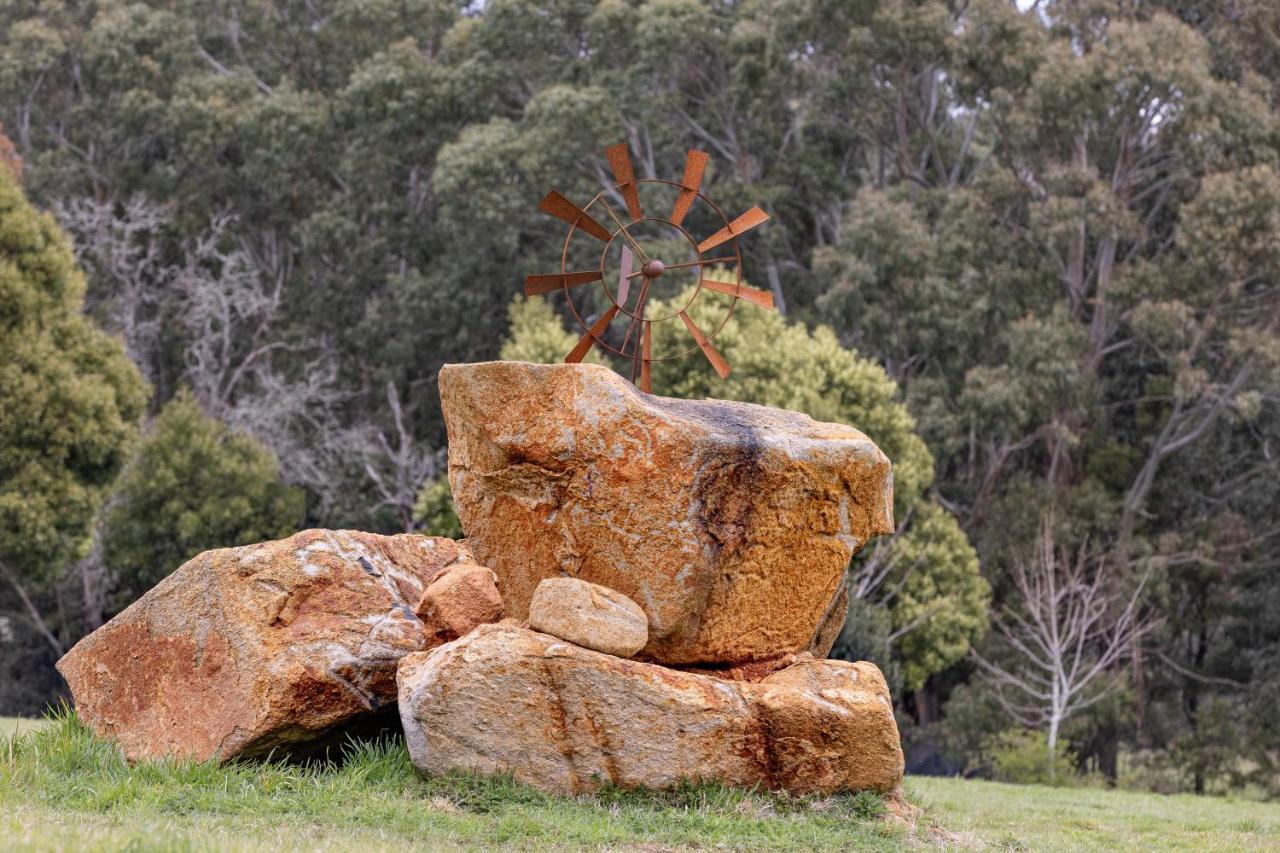 Hanging Rock Views Woodend Εξωτερικό φωτογραφία